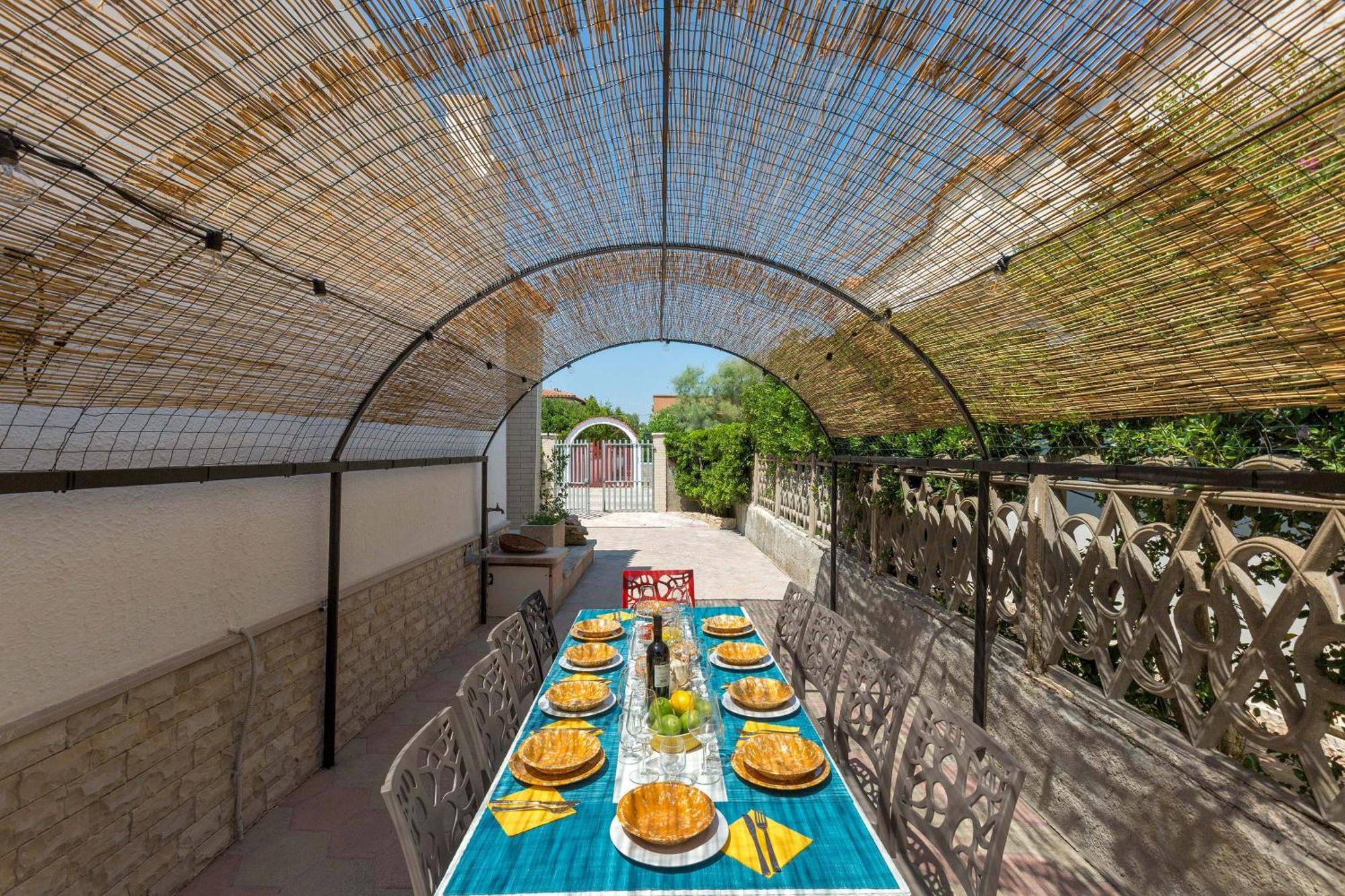 Villa Tina Maria By Barbarhouse San Pietro in Bevagna Extérieur photo
